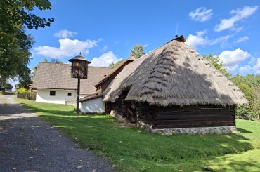 Výlet seniorů na zámek Kačina a Veselý kopec u Hlinska – 11.9.2025