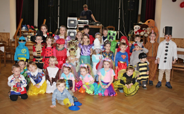Maškarní karneval: den, kdy se děti změnily v hrdiny… v Kozojídkách - 14.2.2026