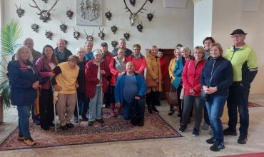 Výlet seniorů do muzea Motýlů a brouků Hlinsko a zámek Nové Hrady – 12.9.2024