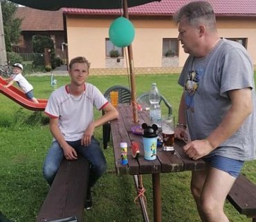 Opékání buřtů ve Smidarské Lhotě 13.6.2020