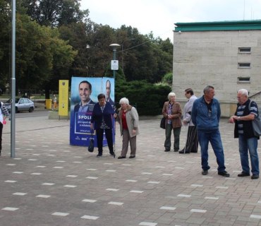 Výlet seniorů na zámek Doudleby nad Orlicí 16.9.2021