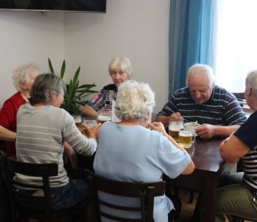 Výlet seniorů na zámek Doudleby nad Orlicí 16.9.2021