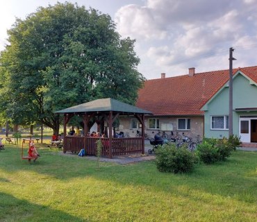 Pouťový večer v Kozojídkách – 1.7.2023