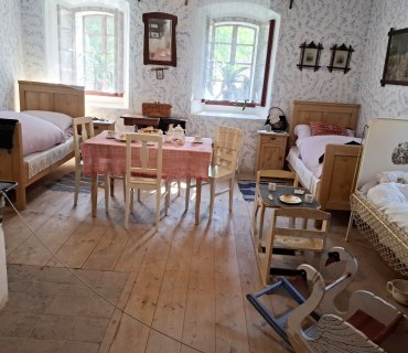 Výlet seniorů na zámek Kačina a Veselý kopec u Hlinska – 11.9.2025