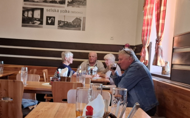 Výlet seniorů na zámek Kačina a Veselý kopec u Hlinska – 11.9.2025