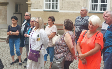 Výlet seniorů na zámek Brandýs n/L. a výstaviště Lysá n/L. – 20.6.2024